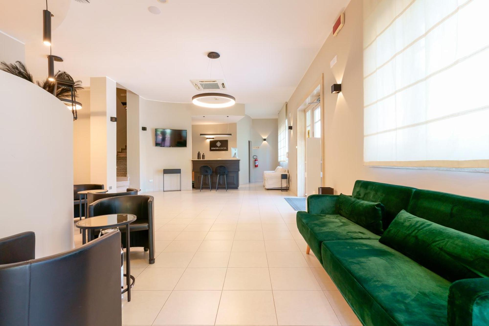 Dimora Lucia Hotel มาร์ตินาฟรังกา ภายนอก รูปภาพ